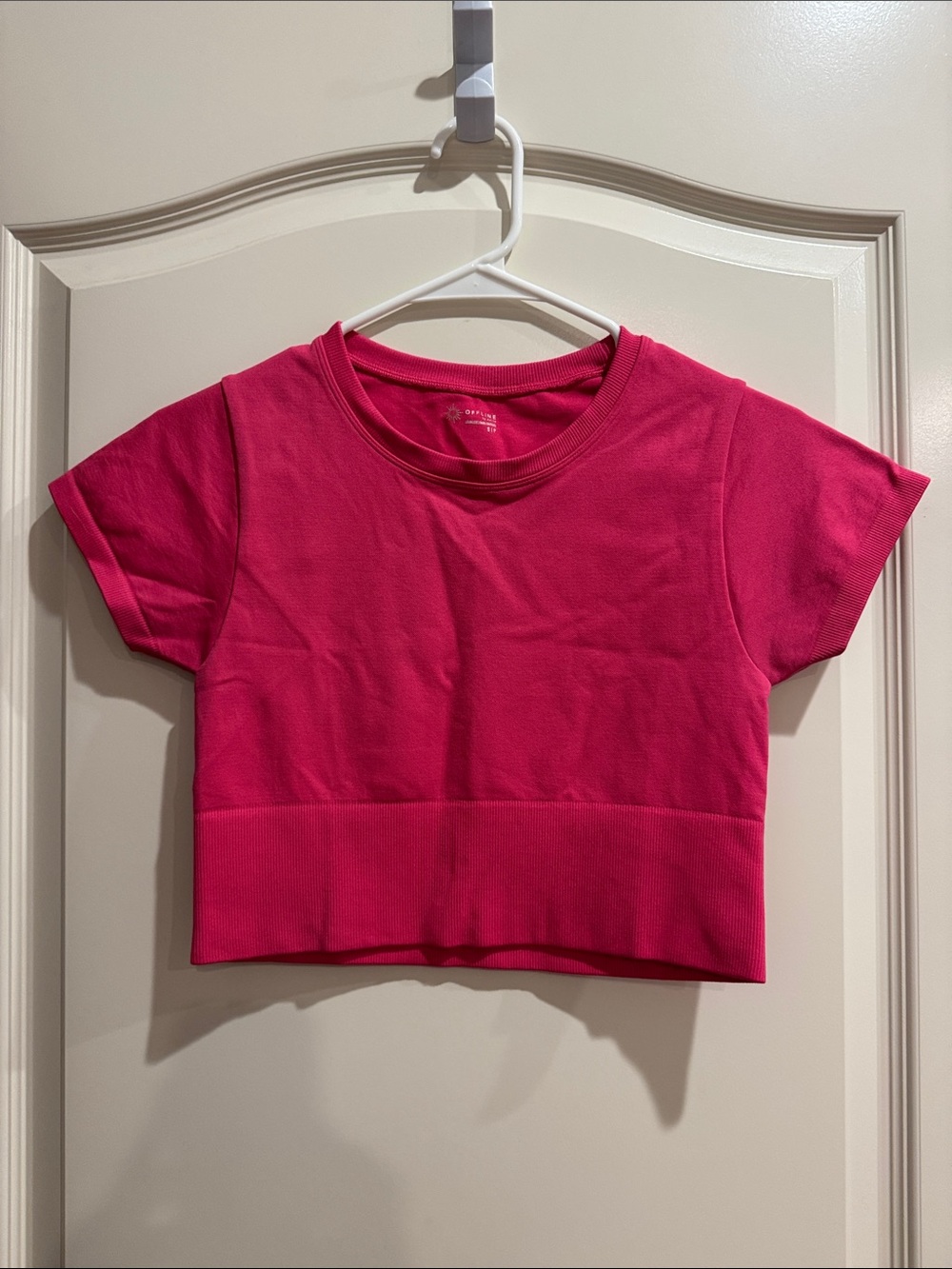 Offline by Aerie Bright Pink Cropped Tee